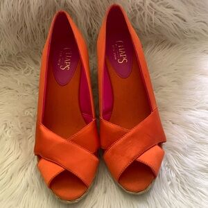 Ralph Lauren Chaps “Dakota” Espadrille in Orange Satin. US 7.5